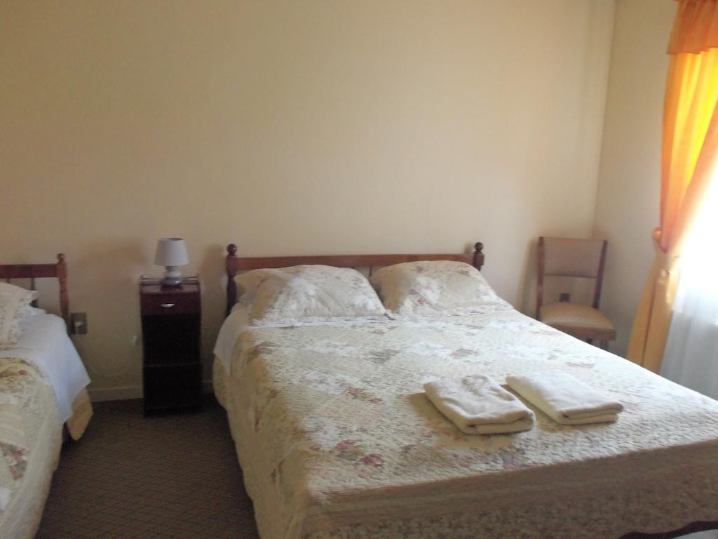 Hostal Joshiken Punta Arenas Værelse billede