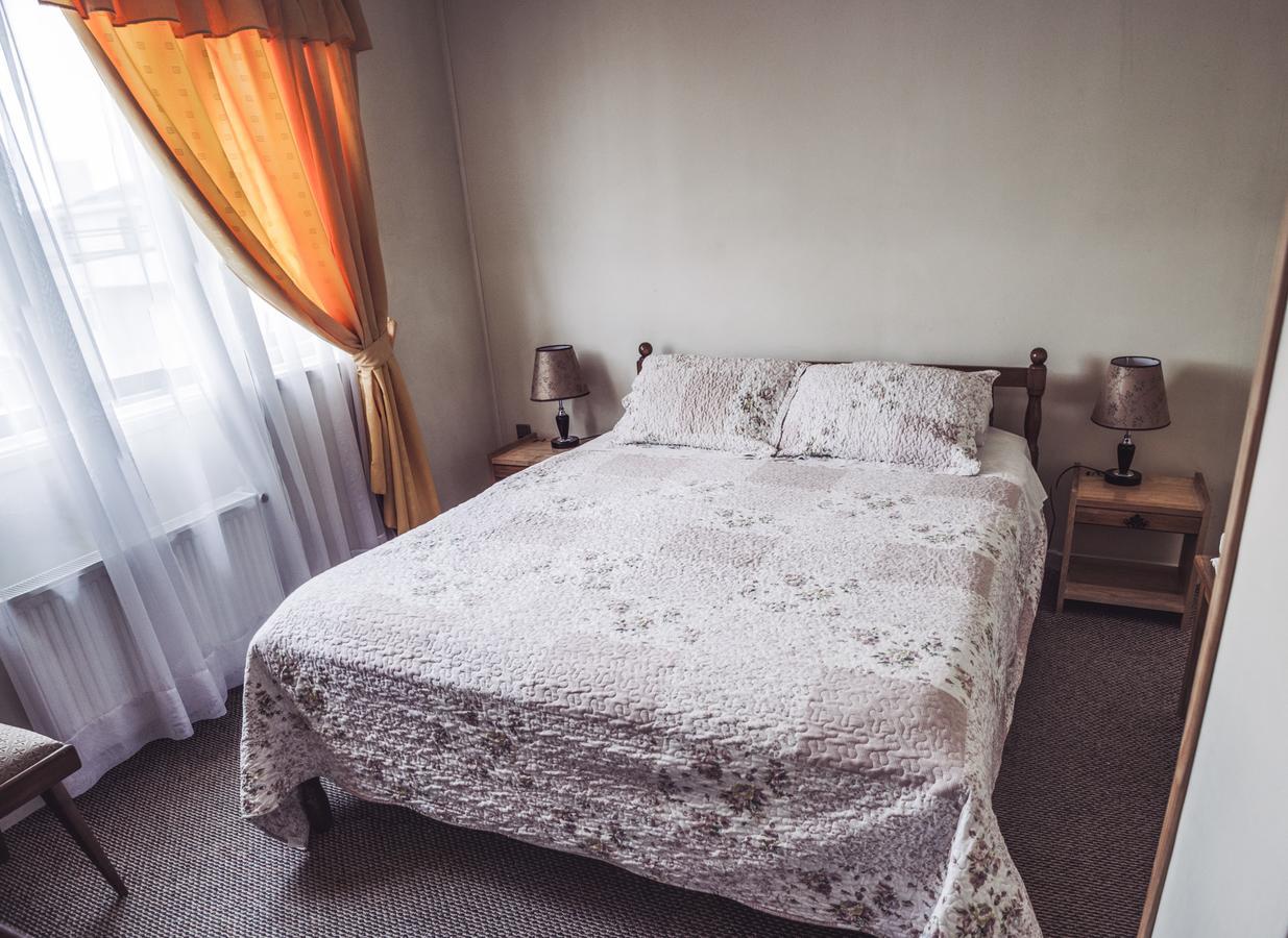 Hostal Joshiken Punta Arenas Eksteriør billede