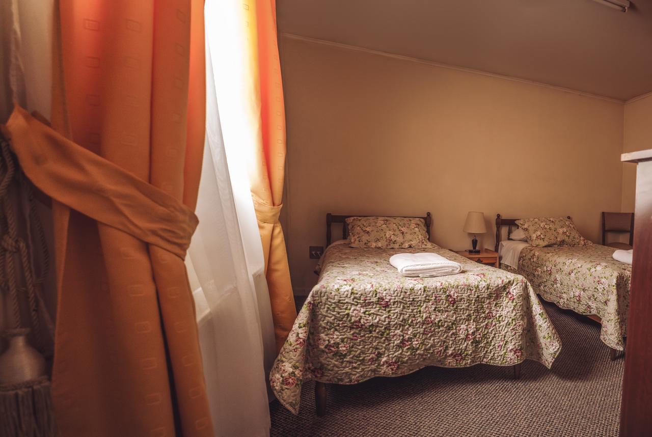Hostal Joshiken Punta Arenas Eksteriør billede
